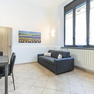  Apartment Alessia's Flat- Torretta Italy